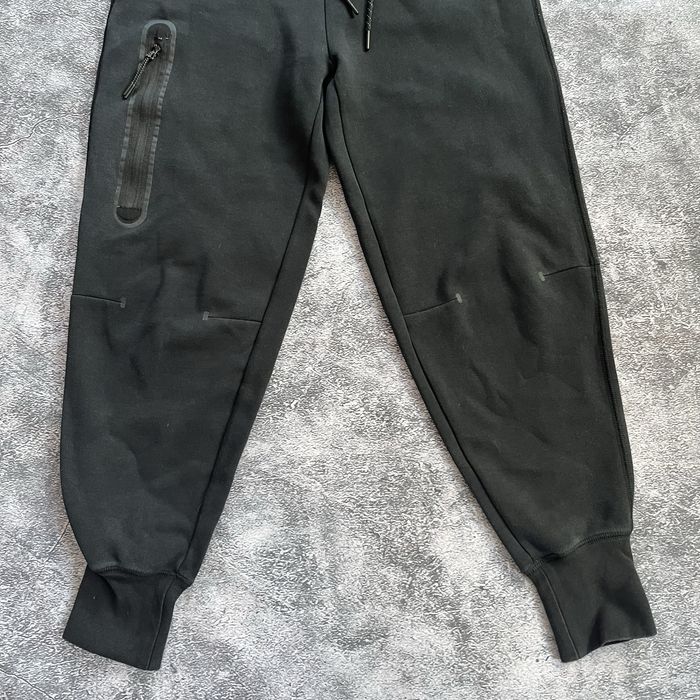 Спортивные штаны Nike tech flece