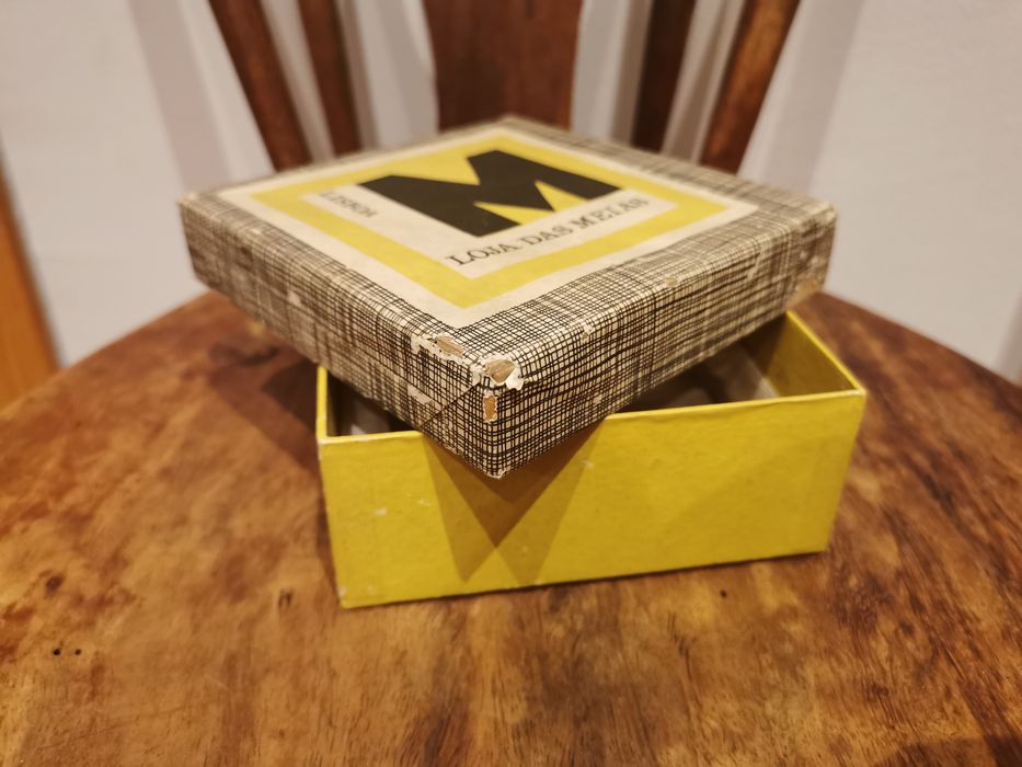 Caixa de época | Loja das Meias