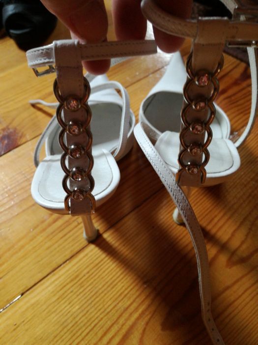 Buty damskie białe, mogą być do ślubu rozm. 35