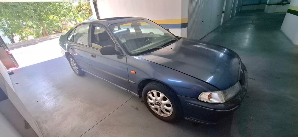 Honda  Accord  2.0 Lsi