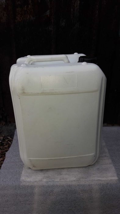 канистры  полиэтиленовые