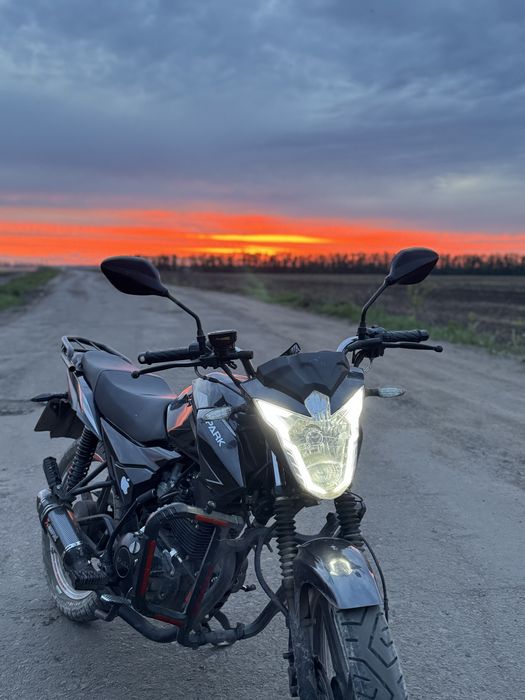 Spark 150 r15