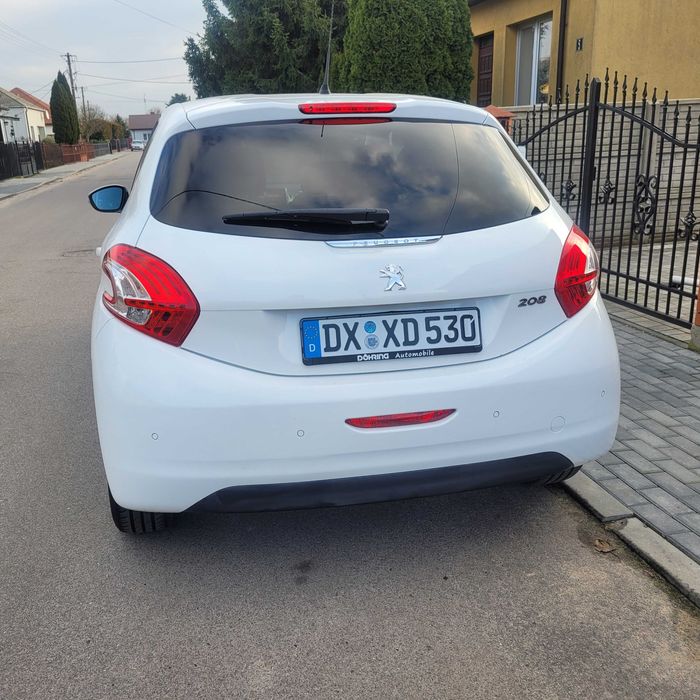 Peugeot   208    sprowadzony