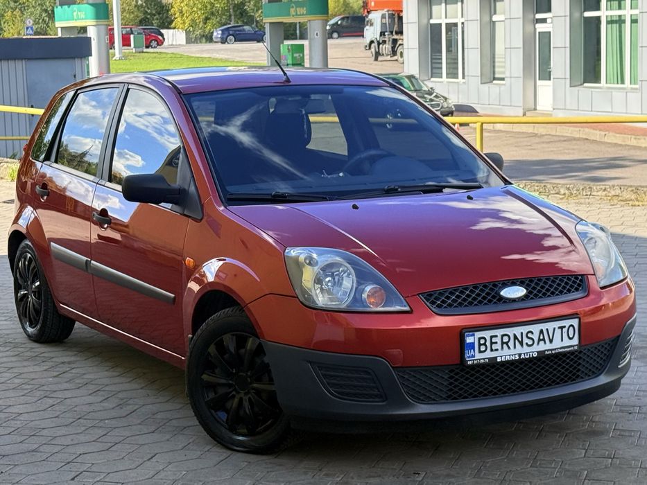 Продам Ford Fiesta 1.4 бензин Автомат 2006 року