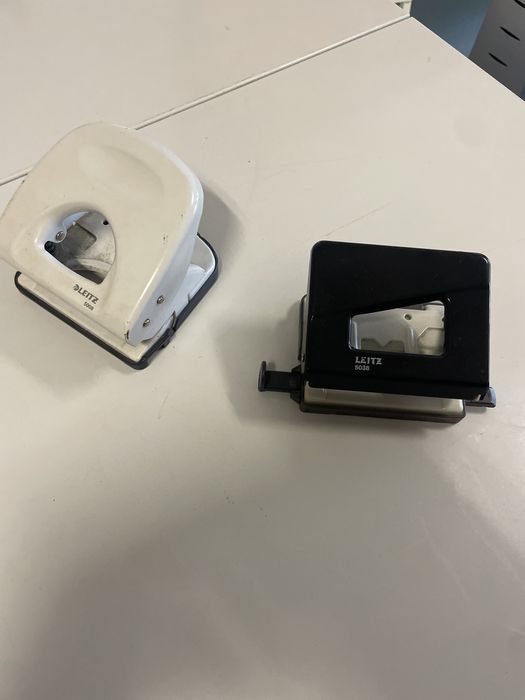 Vário material escritorio e escolar com preços combinados na altura