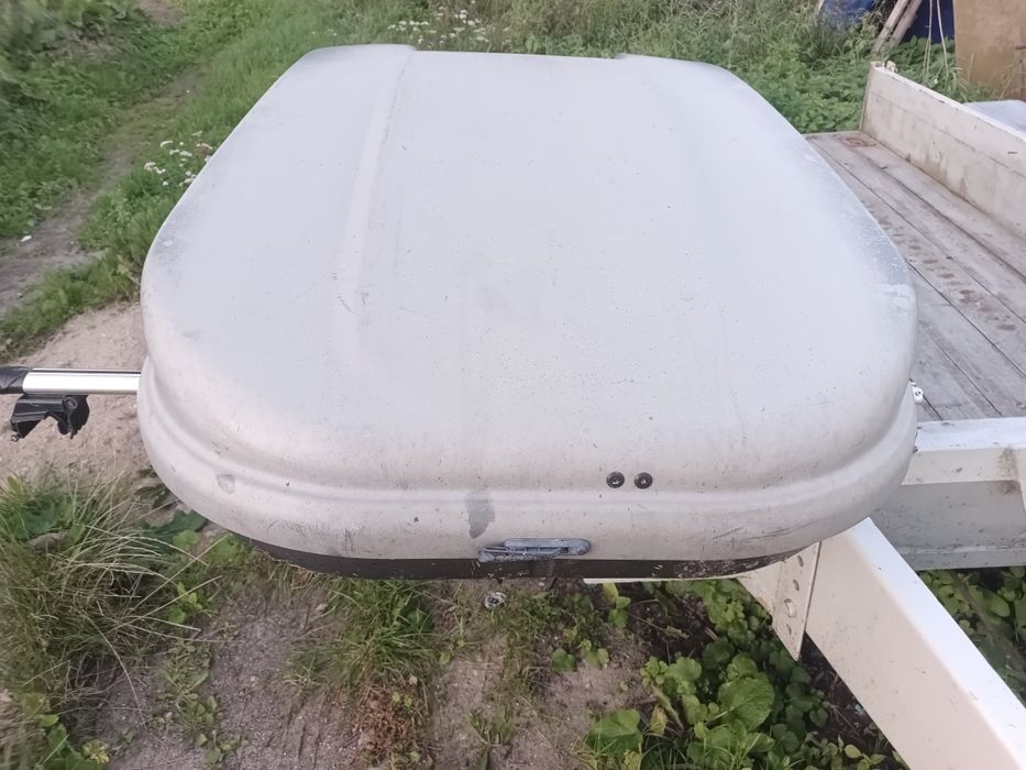 Box na dach samochodu