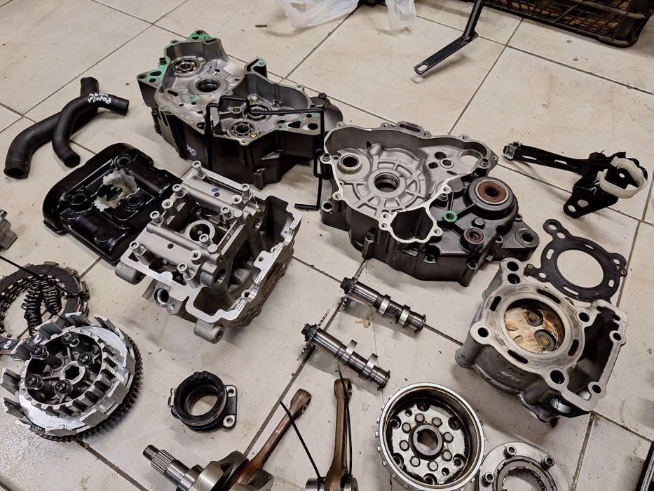 Aprilia RS4 125 Tuono silnik części Derbi gpr SX 125 RX głowica kapa