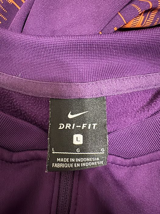 Продам футбольную кофту Nike