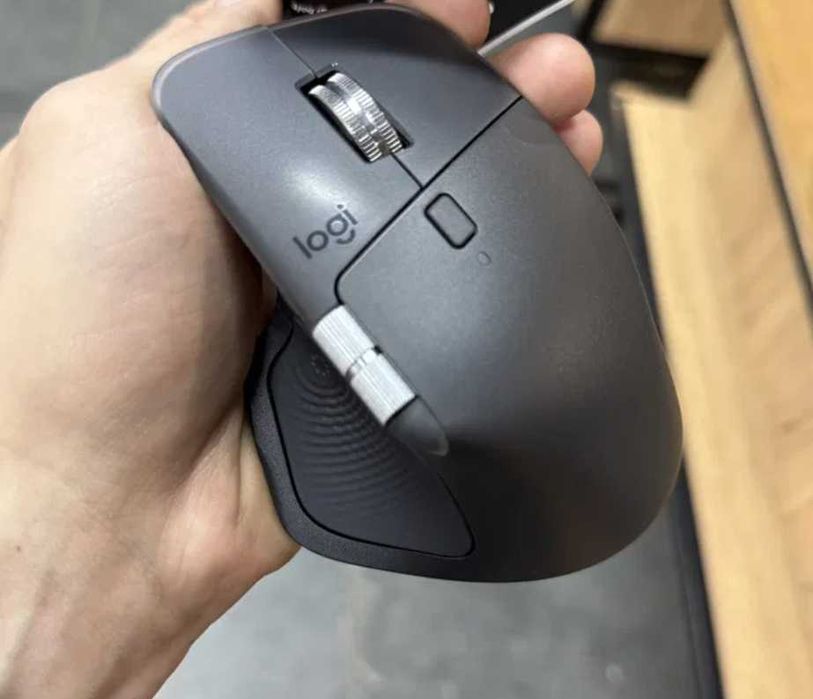 Миша Logitech MX Master 4 Performance Graphite легке б/в