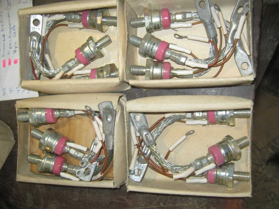 Тиристор швидкодійний ТБ151-50.