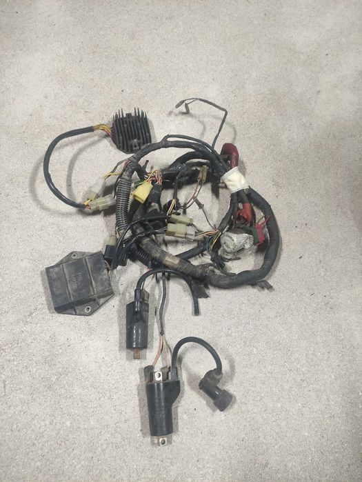 suzuki GS 500 todas as peças novo stock 31/08/2025 quadro c/docs