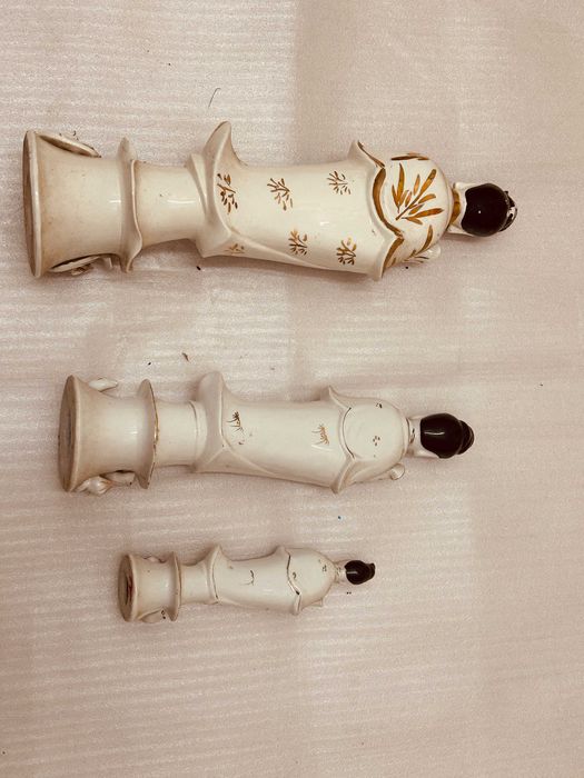 Conjunto de 4 bonecas asiáticas a 2,50 cada
