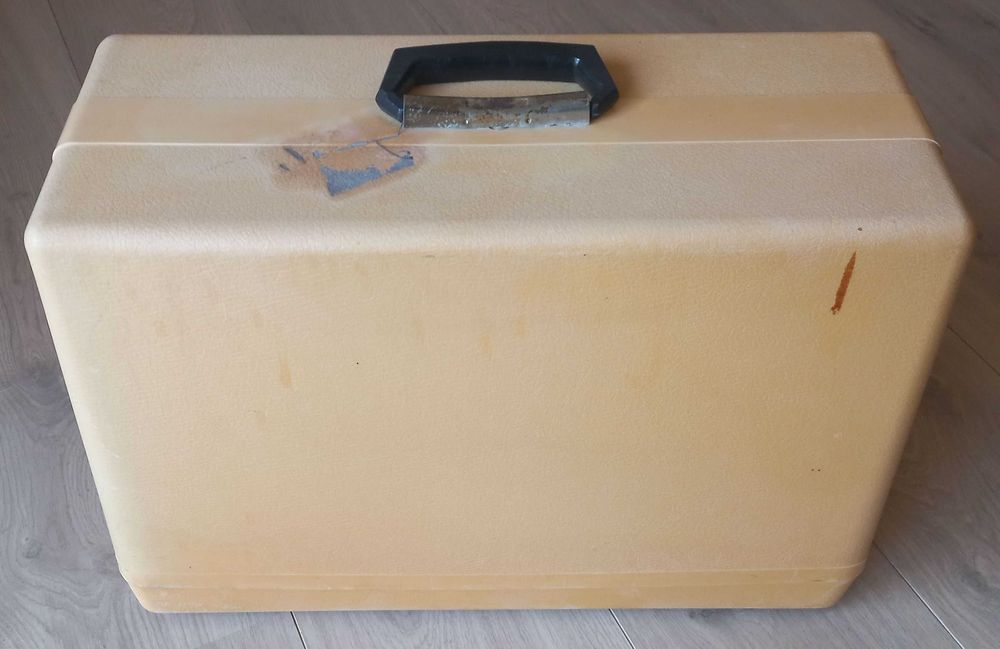 Máquina Estilo Vintage de Coser Riccar