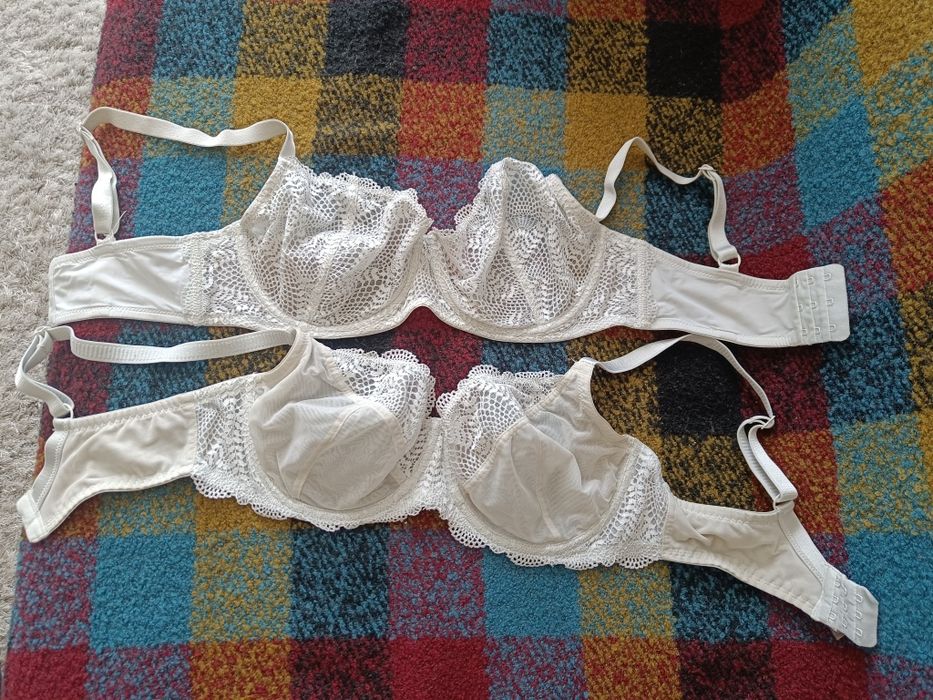 Бюстгальтер F 70