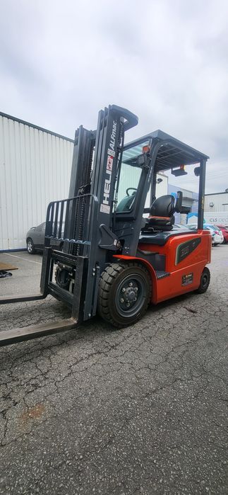Empilhador 3500kg! Novo! Bateria lítio! Garantia!