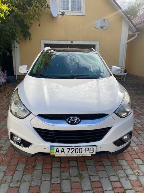 HUNDAYI IX35, дизель 2.0 л