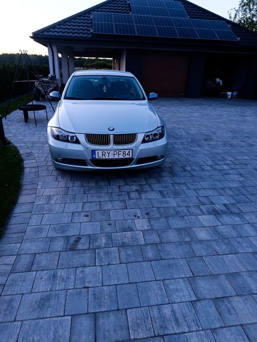 BMW E90 2.0 benzyna plus gaz