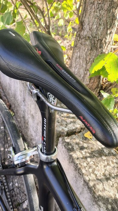 Bicicleta de estrada em carbono, barata