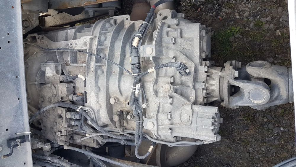 SKRYZNIA BIEGOW MAN DAF IVECO 12 S 2333 TD ECOSPLIT 4