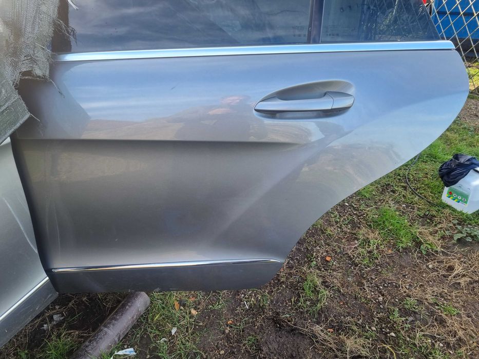 Drzwi cls 218 tylne lewe kompletne kod  lak 792