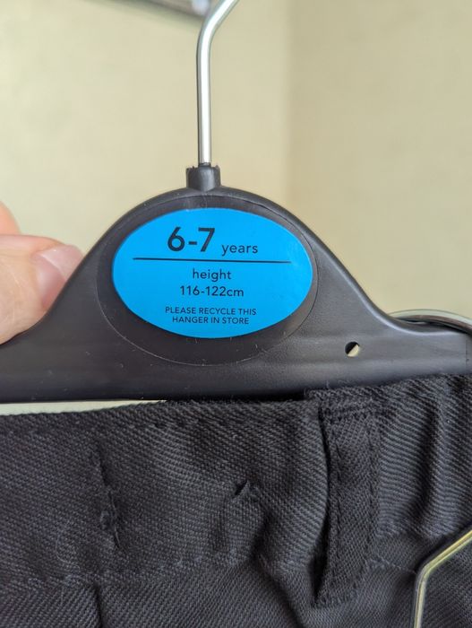 Школьные брюки на мальчика 6-7 лет