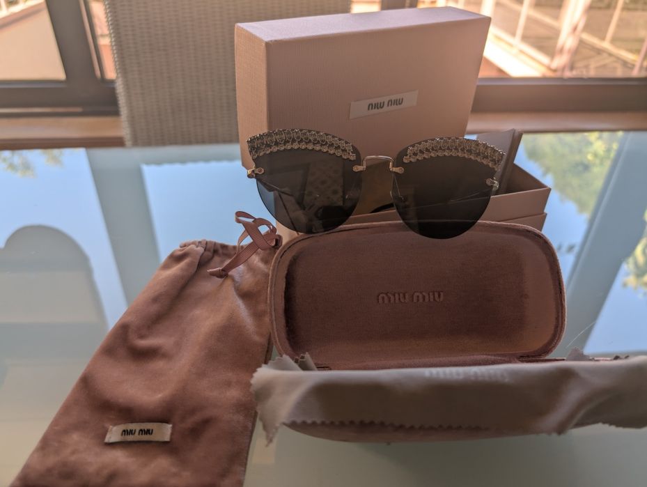 Óculos De Sol MIU MIU com embalagem ORIGINAIS