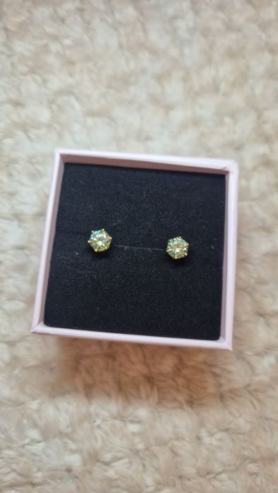 Сережки гвоздики серьги муассанит серебро 925 серебряные срібні