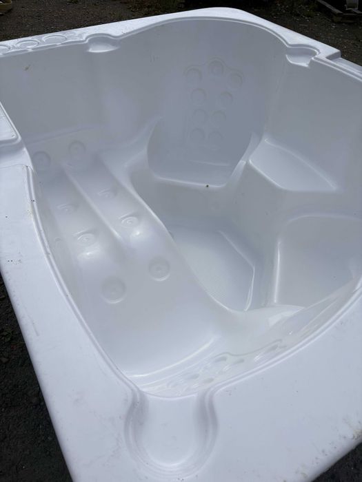 Wkłady akrylowe do balii ogrodowych jacuzzi SPA OUTLET II KLASA WYPRZEDAŻ