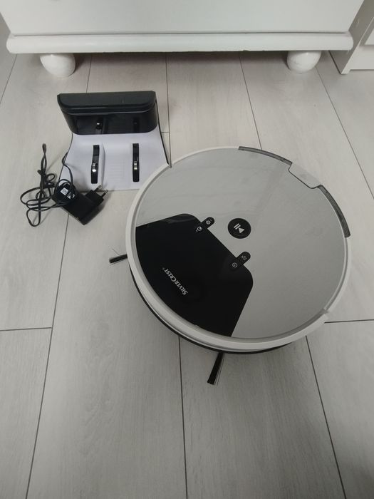 Silver Crest robót sprzątający