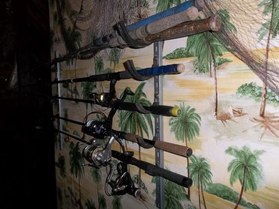 стойка для хранения спинингов