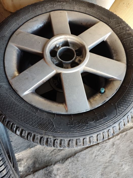 Opony zimowe z felgami R16 205/55