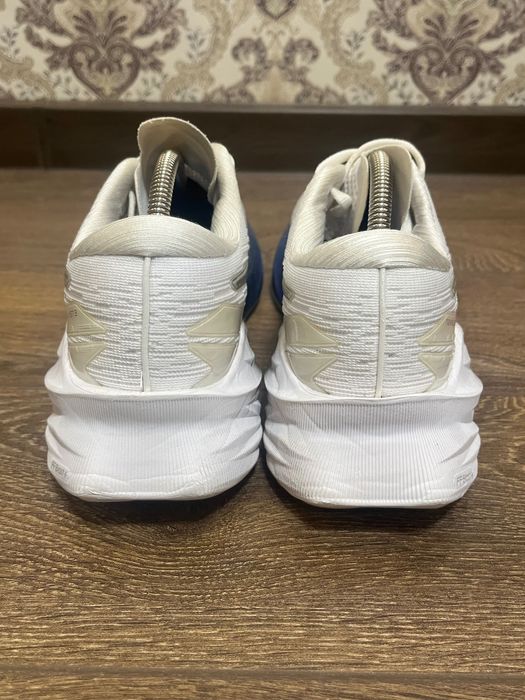 Кроссовки ASICS Novablast 3 размер 42 26.5 см