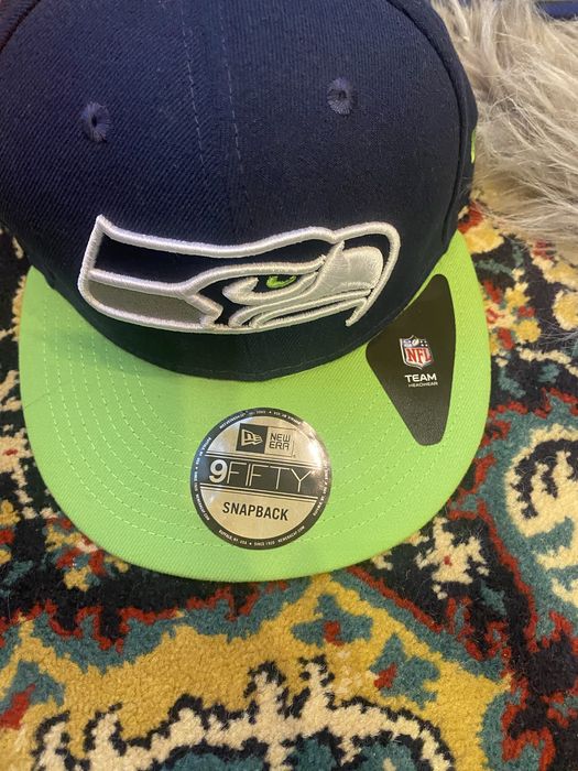 Ігрова джерсі Nike NFL Seattle та 3  Кепки New Era 9FIFTY  одним лотом