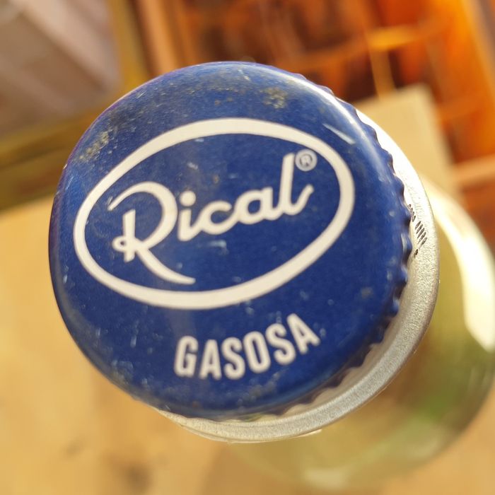 Garrafa antiga da Rical