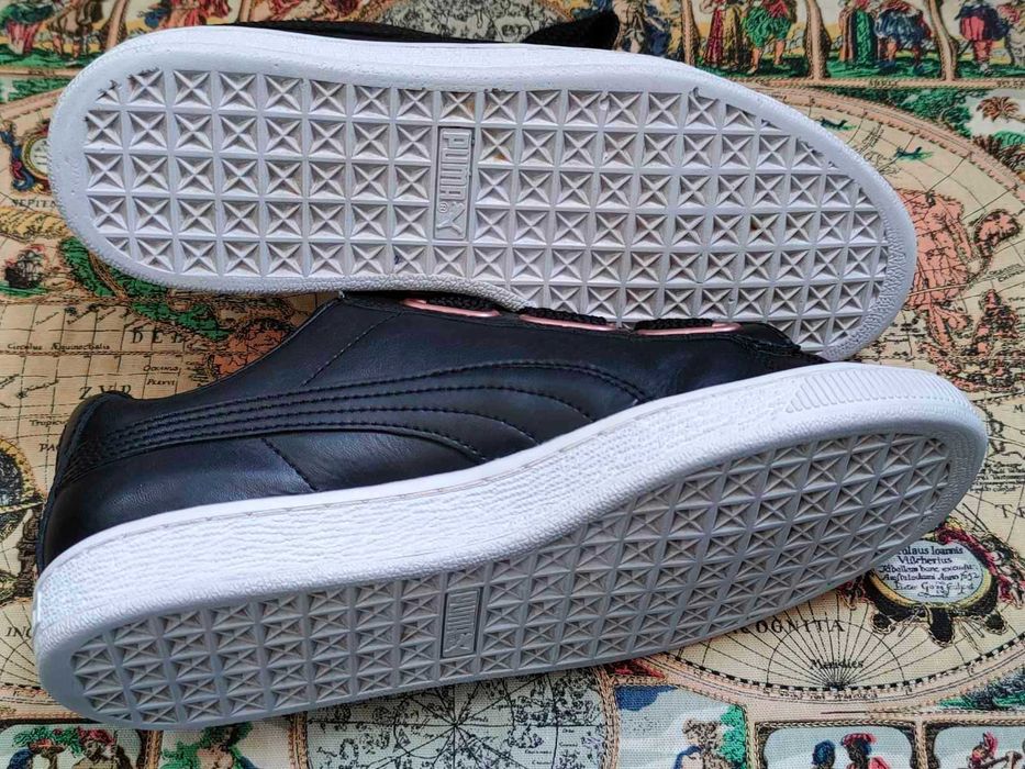 Классные кожаные кроссовки Puma. Размер 38,5, 25см.