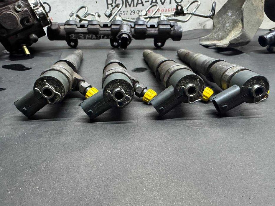 Форсунка 2.3 dci Renault Master3 0445110375 0445010205