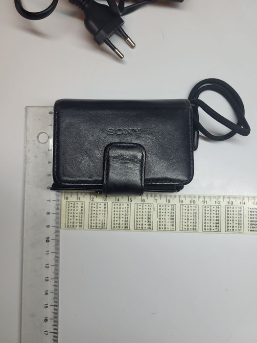 Фотокамера Sony Cyber-shot DSC-T50