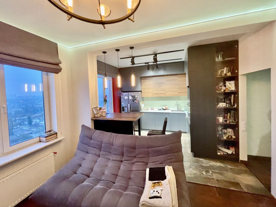 3-х комнатная в ЖК Люксембург, Стикон. Центр, 5 минут!