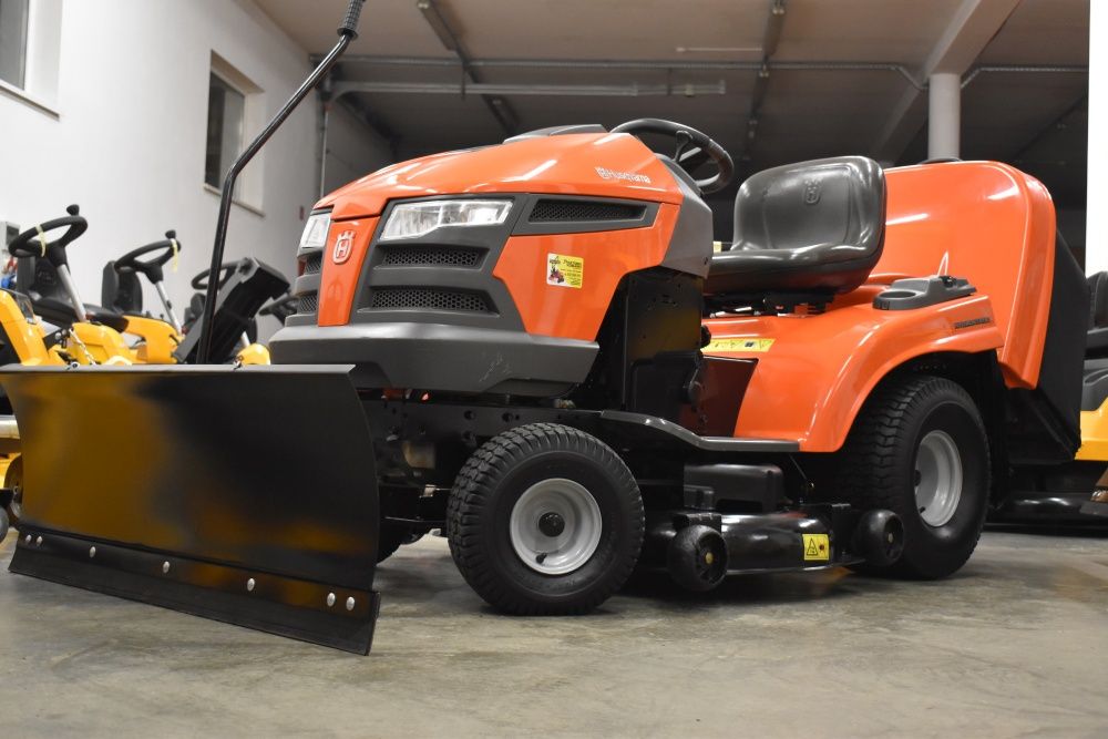 Traktor ogrodowy Husqvarna automat  V2 KAWASAKI  POMPA pług śnieżny