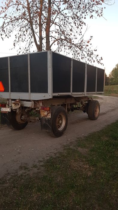 Przyczepa rolnicza Krone wywrotka 12 ton.