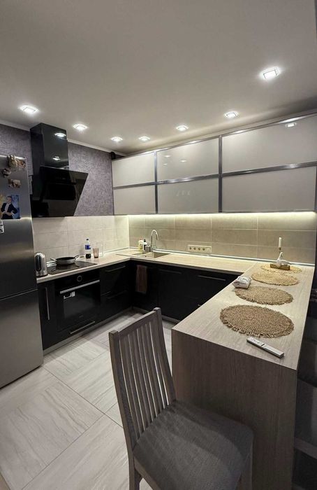 Здам 3 кімнатну квартиру на Олексіівці, ул.М.Мисли,48В. Новобудова.