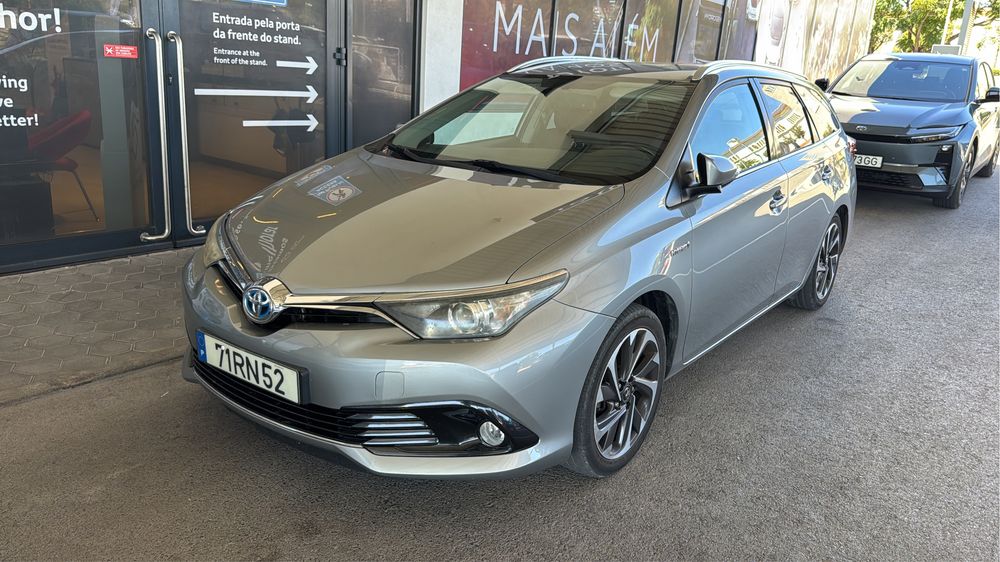 Toyota Auris Touring Sports 1.8 Hybrid Sport | 2016 | 95.447 km — photo 4