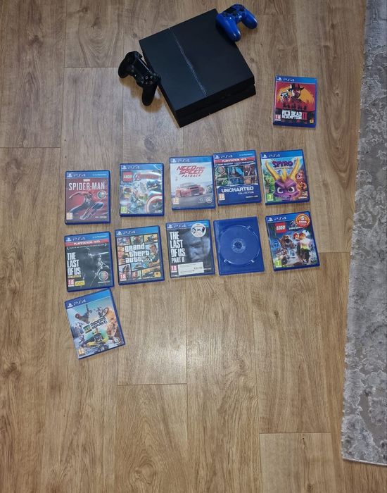 PlayStation 4 com 12 jogos