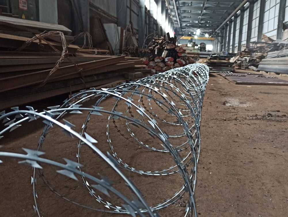 Колючий дріт єгоза колючая проволока егоза спіраль бруно спираль: 88 ...