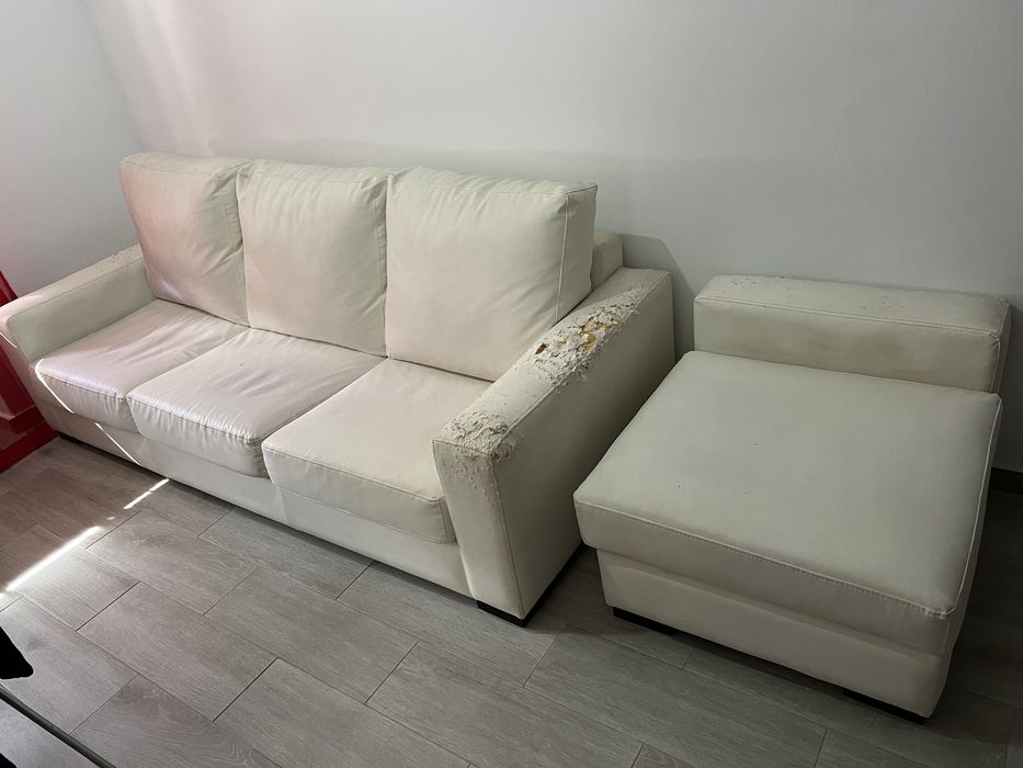 Sofá branco de pele
