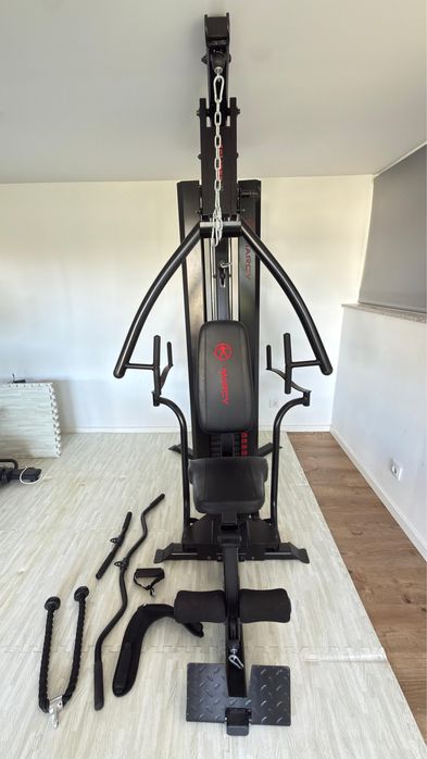 Máquina musculação