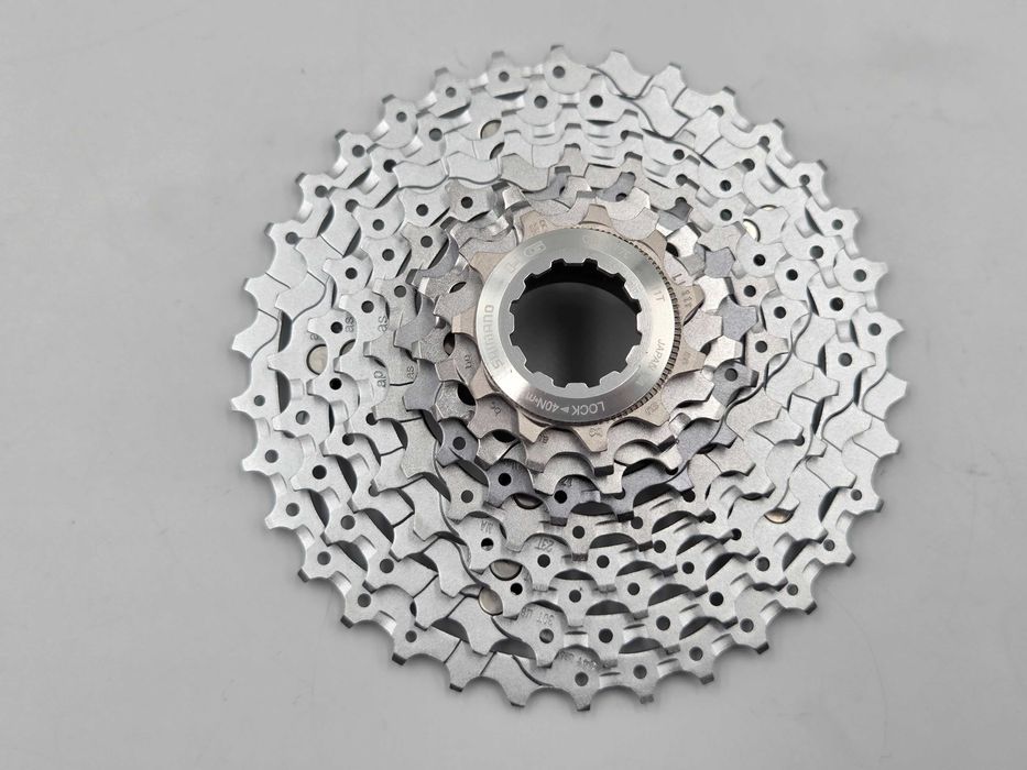 Nowa kaseta Shimano DEORE XT CS-M770 / 11-34T / 9s / retro