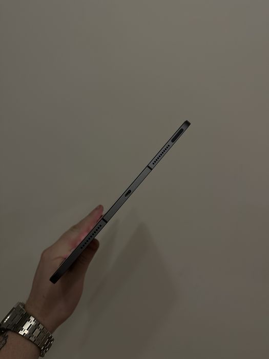 Apple iPad Pro 12.9 (5th generation) Wi-Fi + LTE