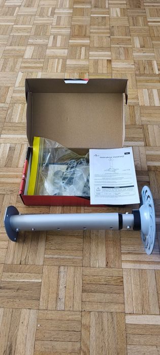 Uchwyt do projektora