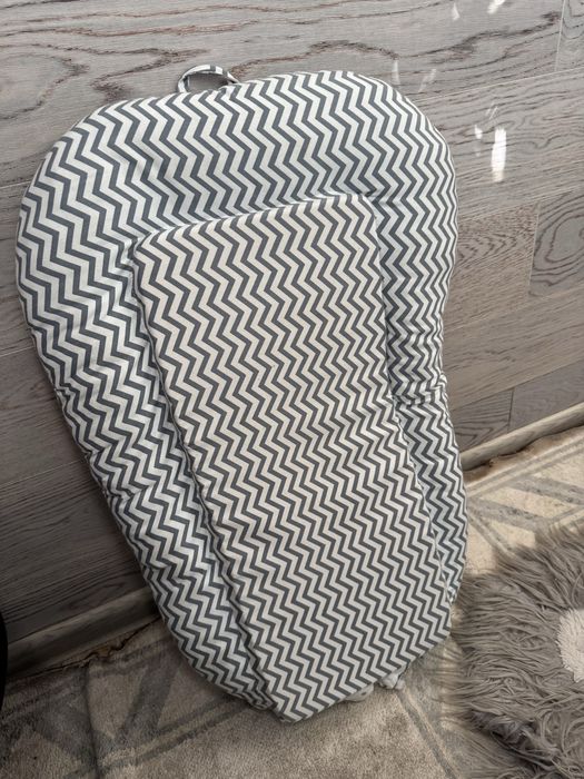 Кокон для новонародженого